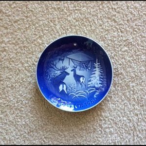 New Copenhagen Porcelain Bing & Grondahl plate.